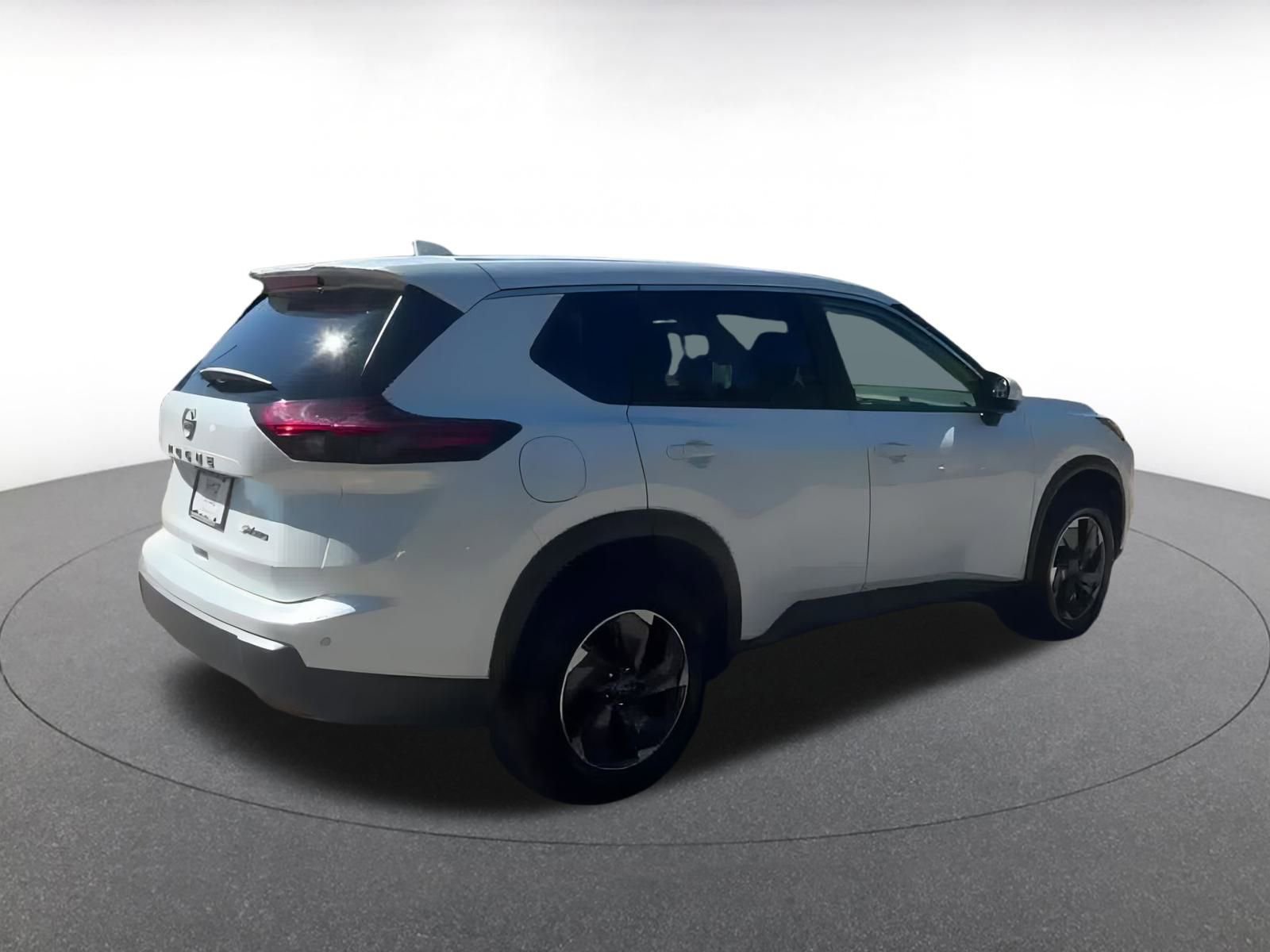 Thumbnail: 2024 Nissan Rogue - 15
