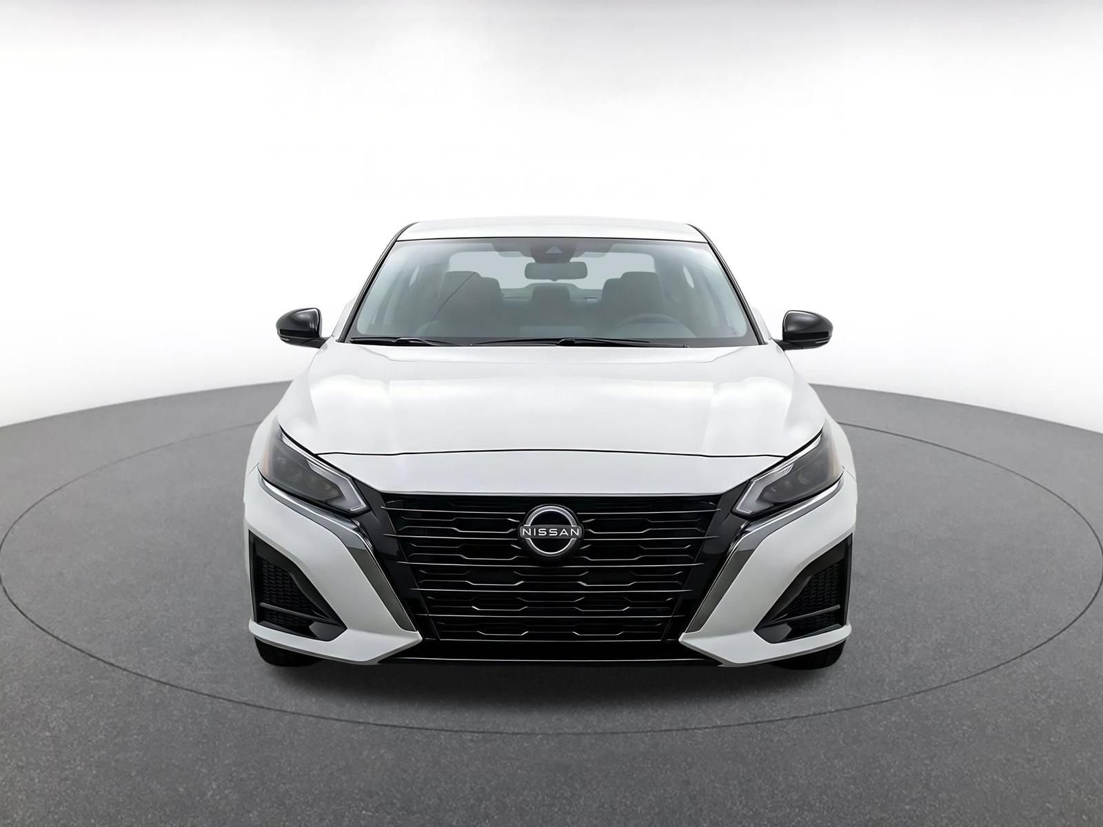 Thumbnail: 2025 Nissan Altima - 2