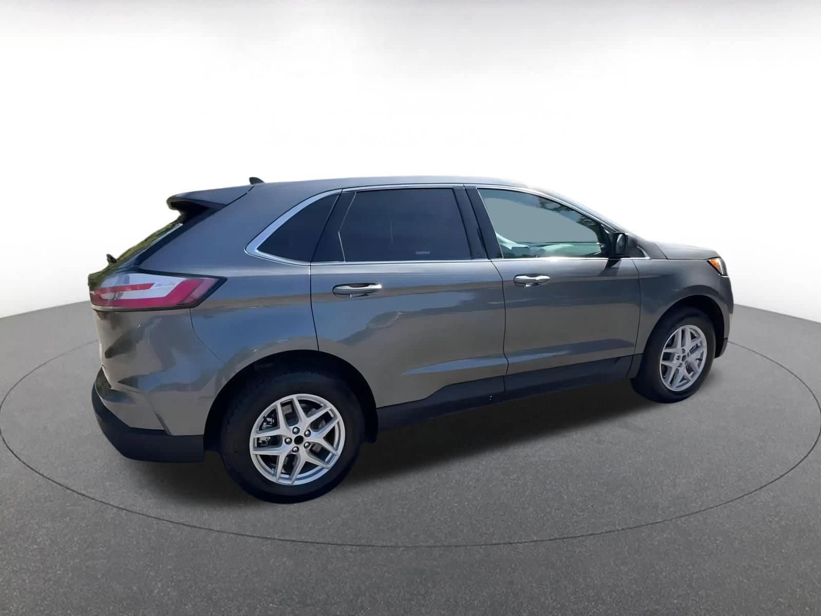 Thumbnail: 2024 Ford Edge - 15