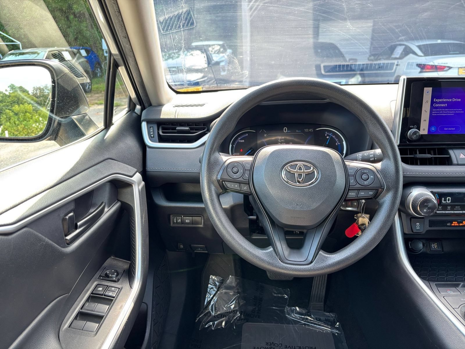 Thumbnail: 2024 Toyota RAV4 - 31