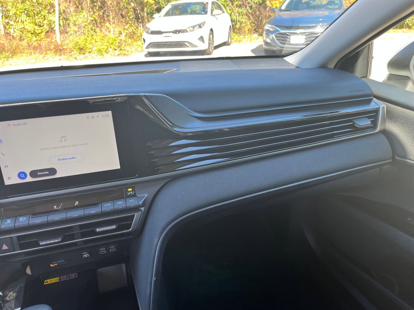 Thumbnail: 2025 Toyota Camry - 30