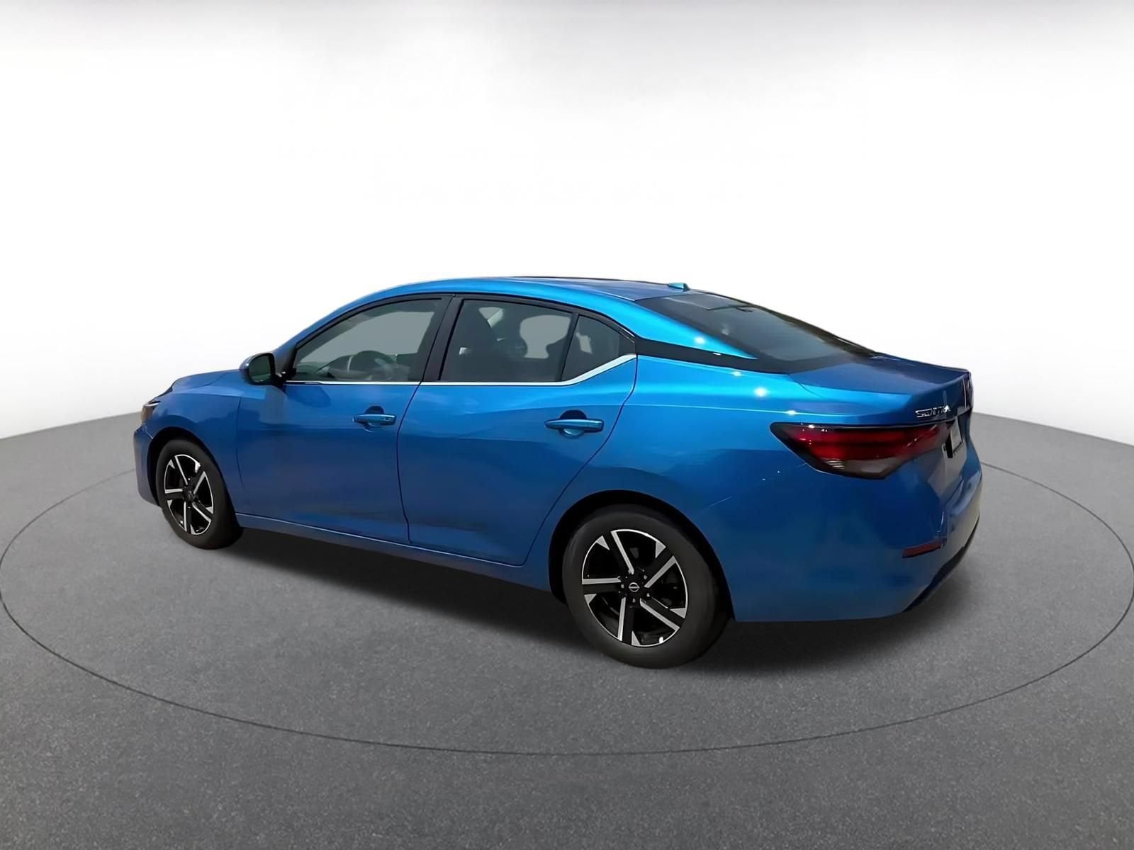 Thumbnail: 2025 Nissan Sentra - 9