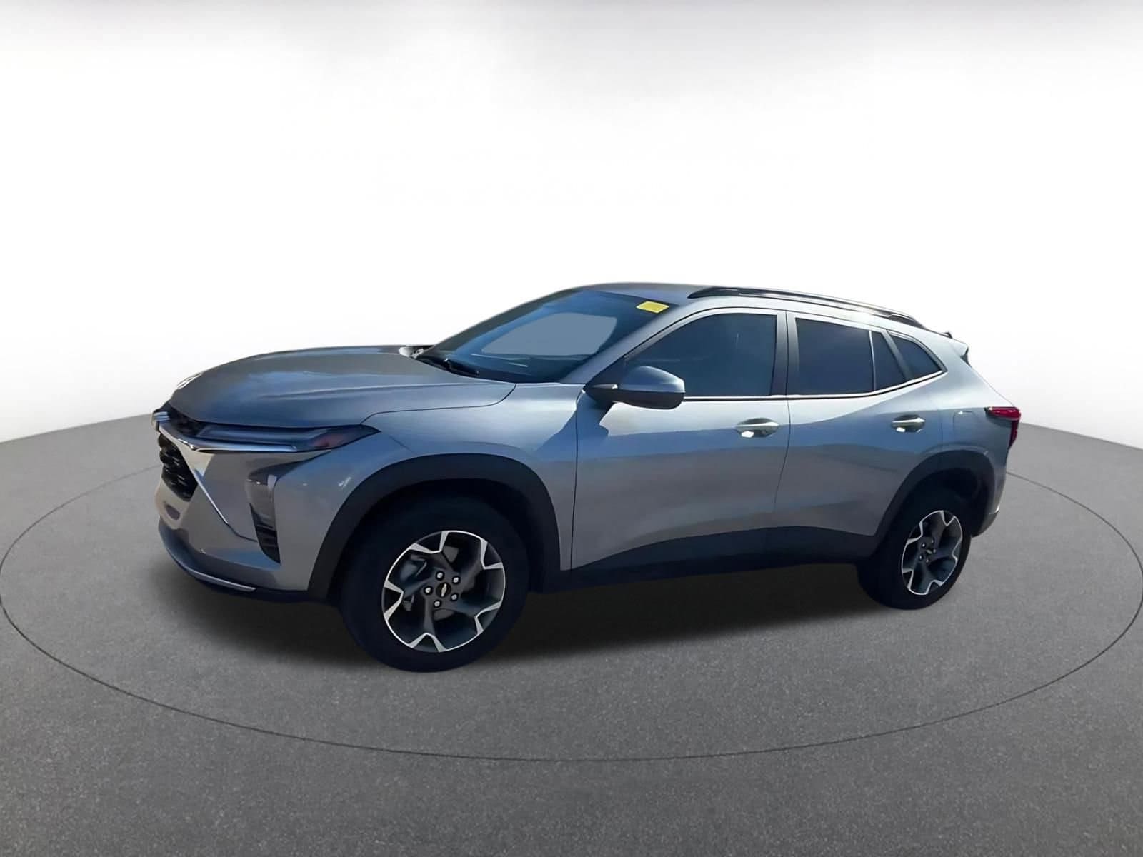 Thumbnail: 2025 Chevrolet Trax - 8