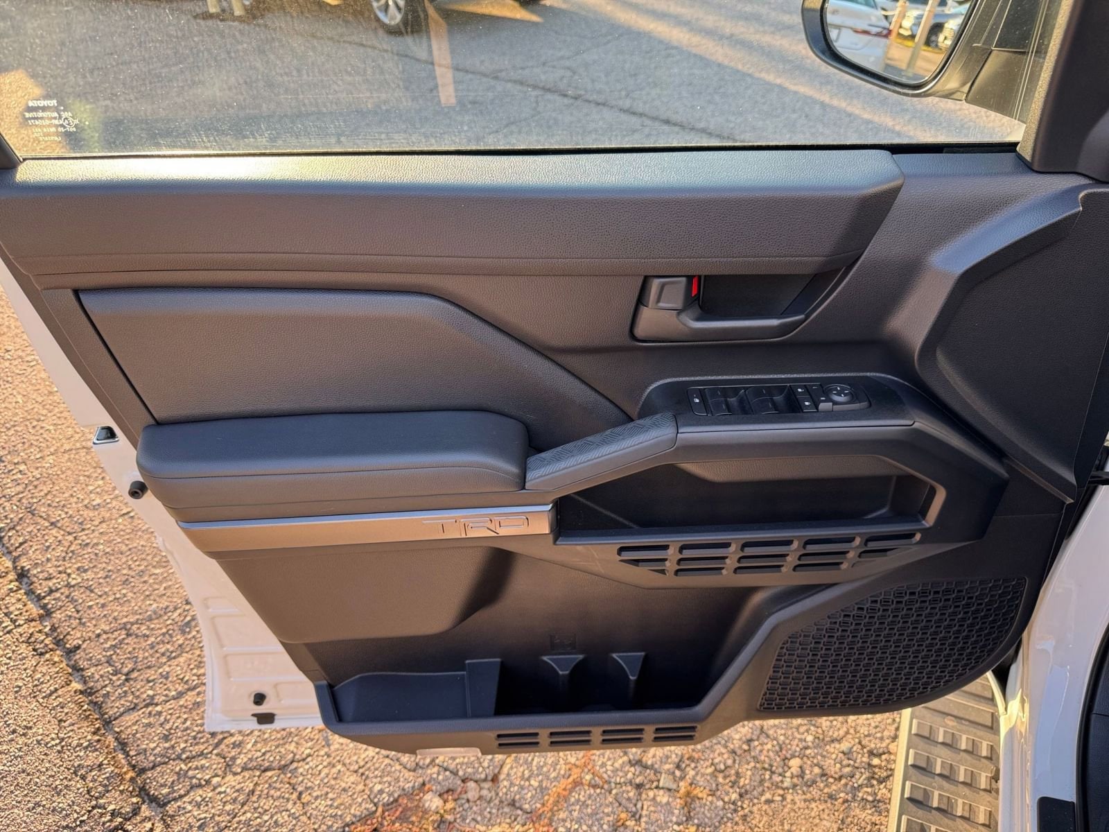 Thumbnail: 2025 Toyota 4Runner - 18