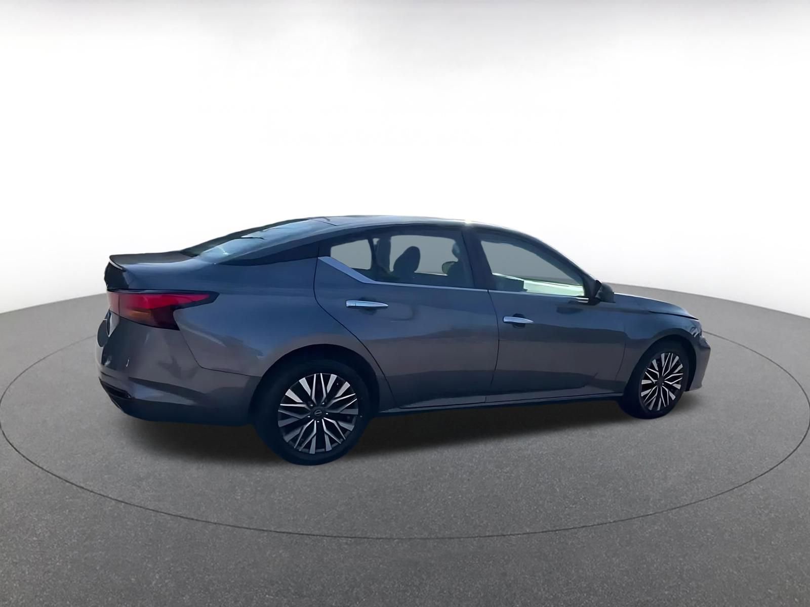 Thumbnail: 2025 Nissan Altima - 15