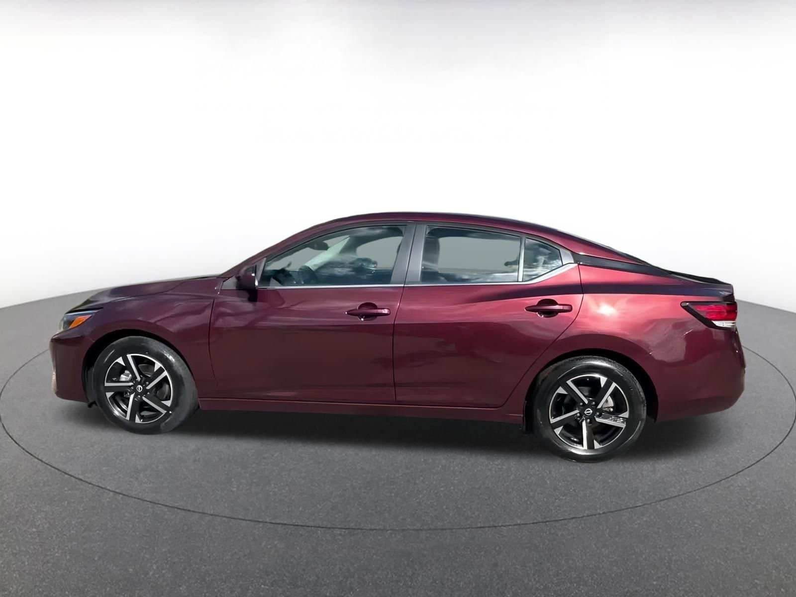 Thumbnail: 2024 Nissan Sentra - 9