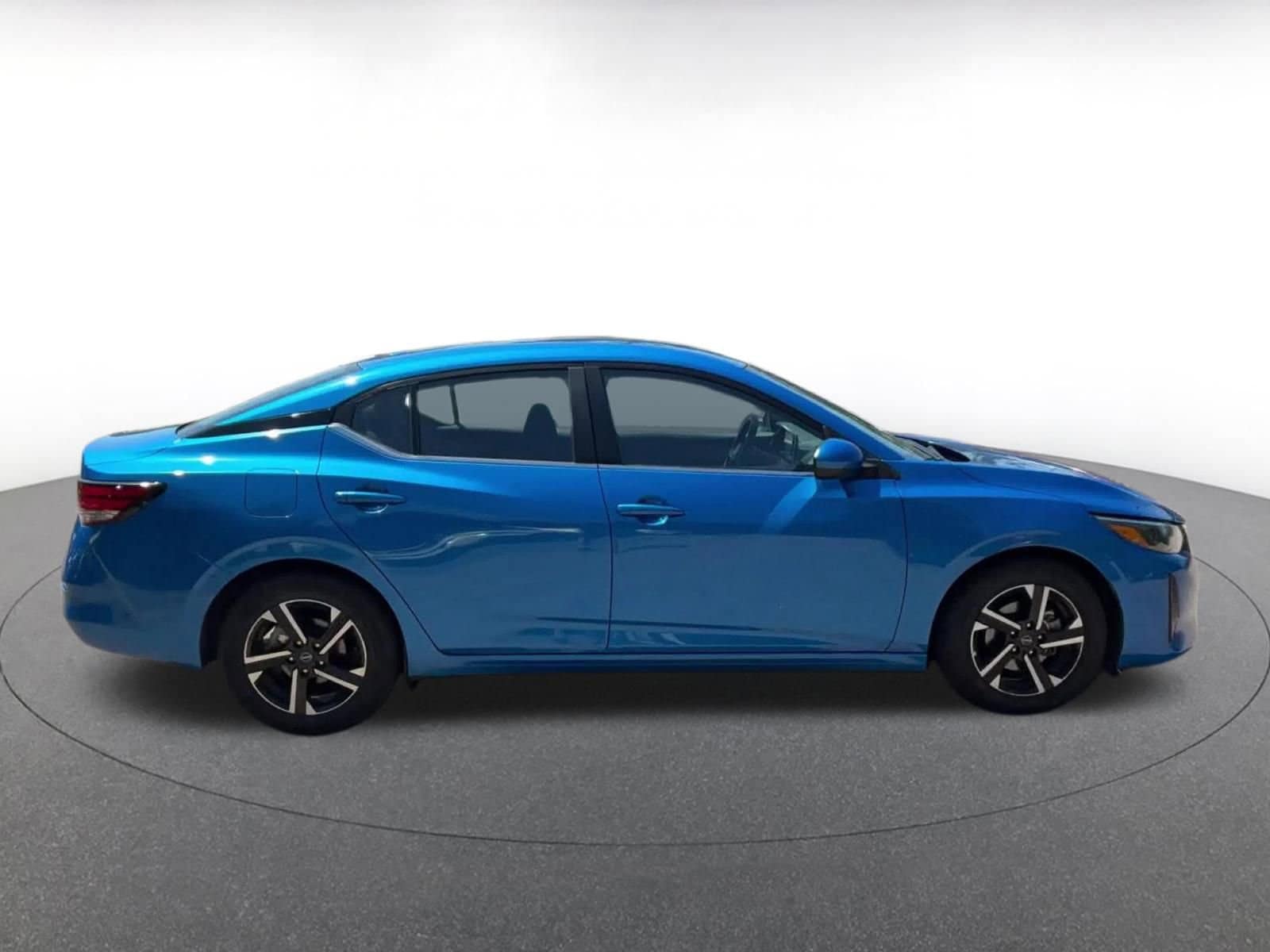 Thumbnail: 2025 Nissan Sentra - 16