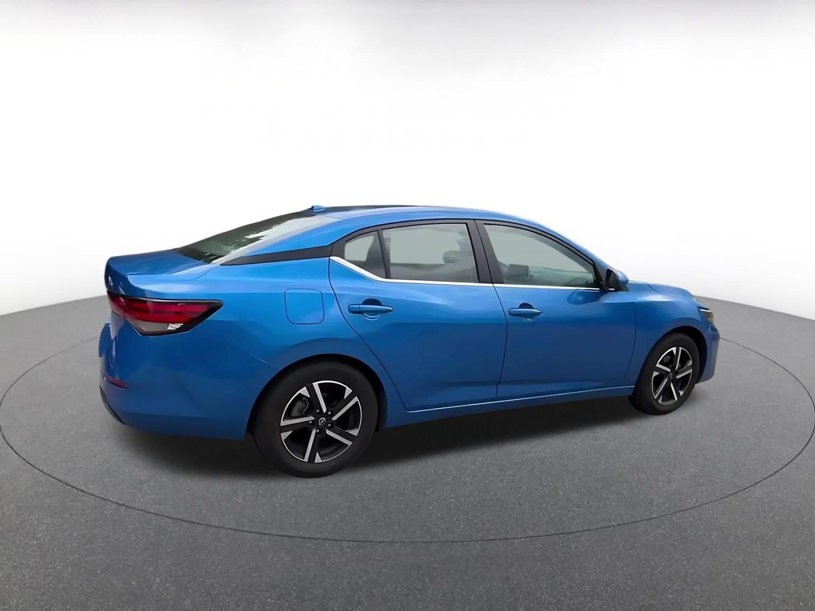 Thumbnail: 2025 Nissan Sentra - 12