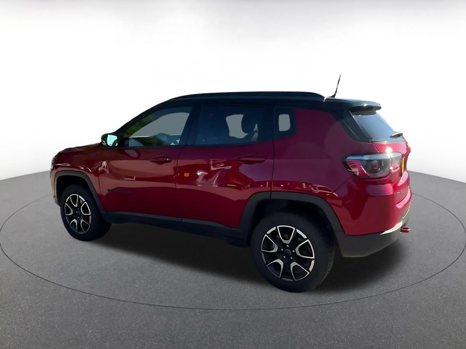 Thumbnail: 2025 Jeep Compass - 9