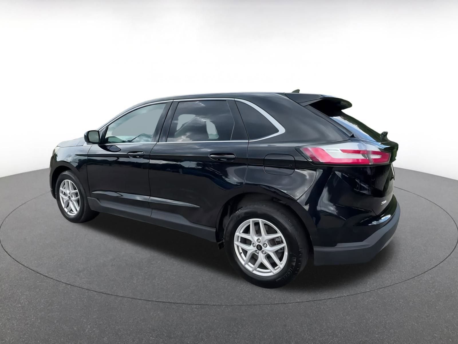 Thumbnail: 2024 Ford Edge - 10