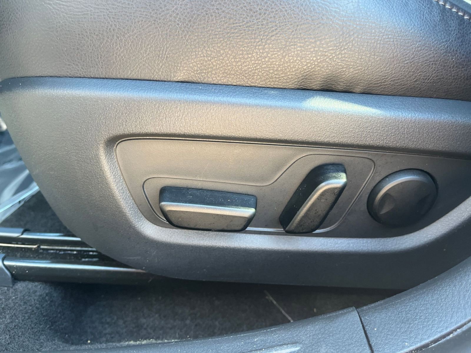 Thumbnail: 2025 Mazda CX-50 - 22