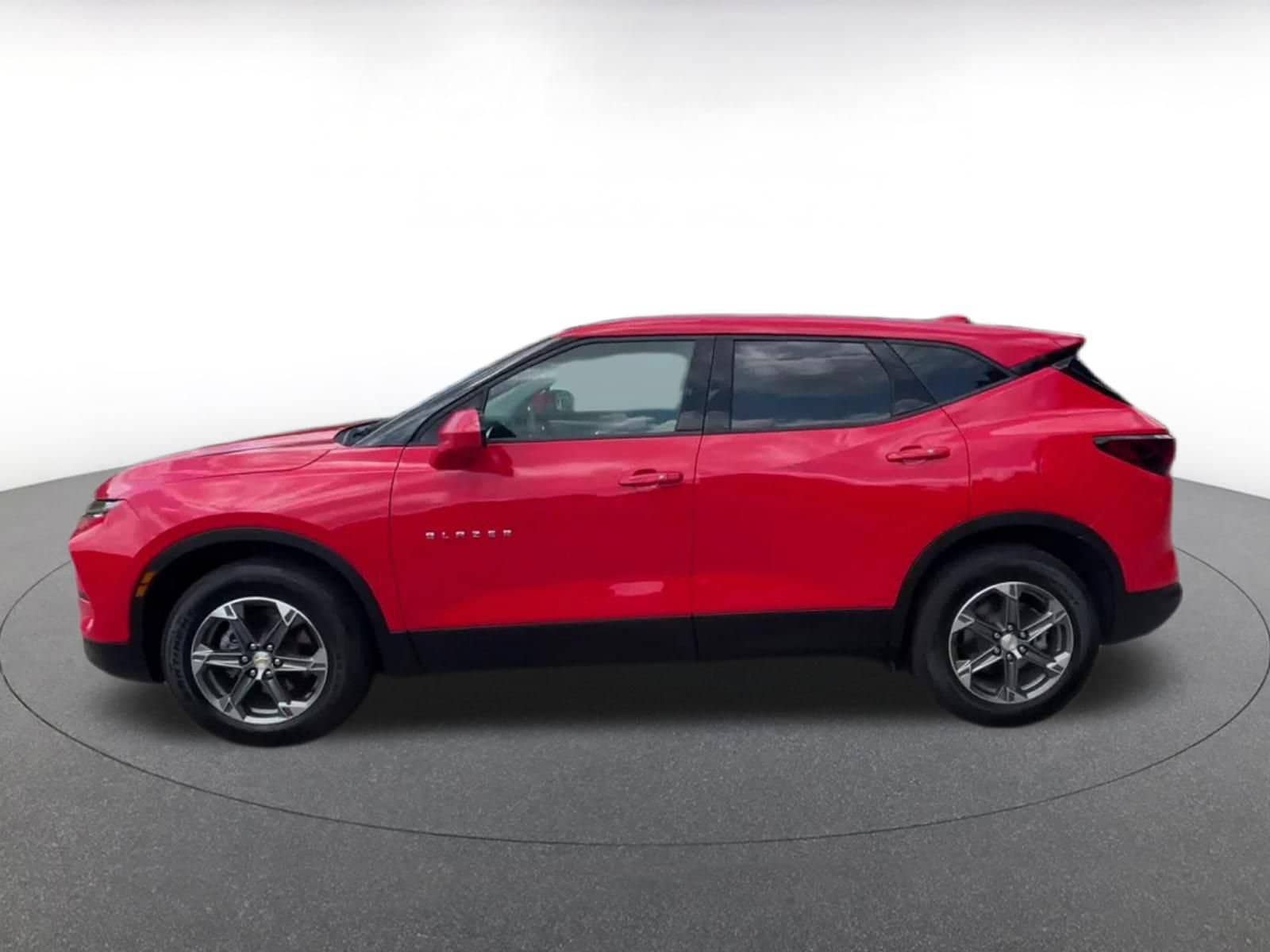 Thumbnail: 2025 Chevrolet Blazer - 8