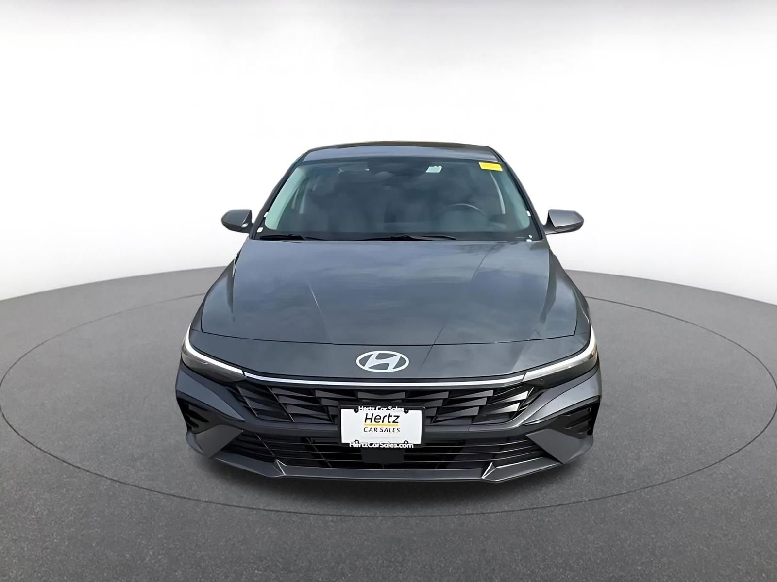 Thumbnail: 2025 Hyundai Elantra - 4