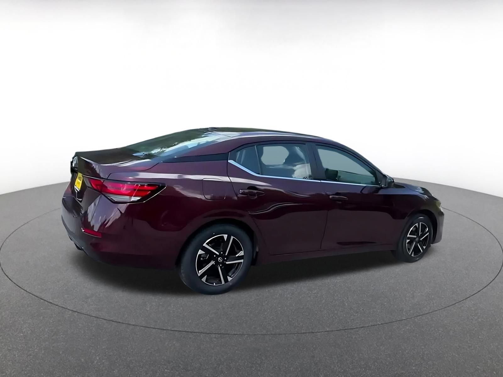 Thumbnail: 2025 Nissan Sentra - 11