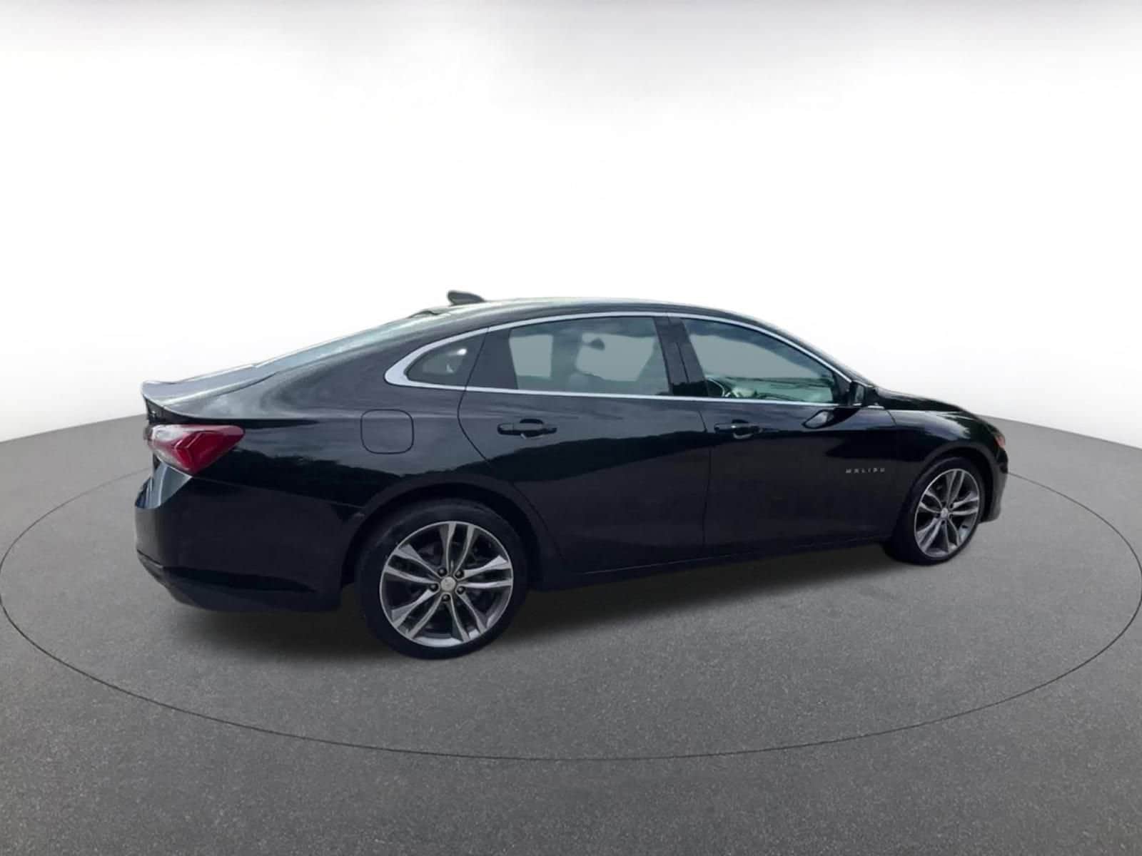 Thumbnail: 2024 Chevrolet Malibu - 14