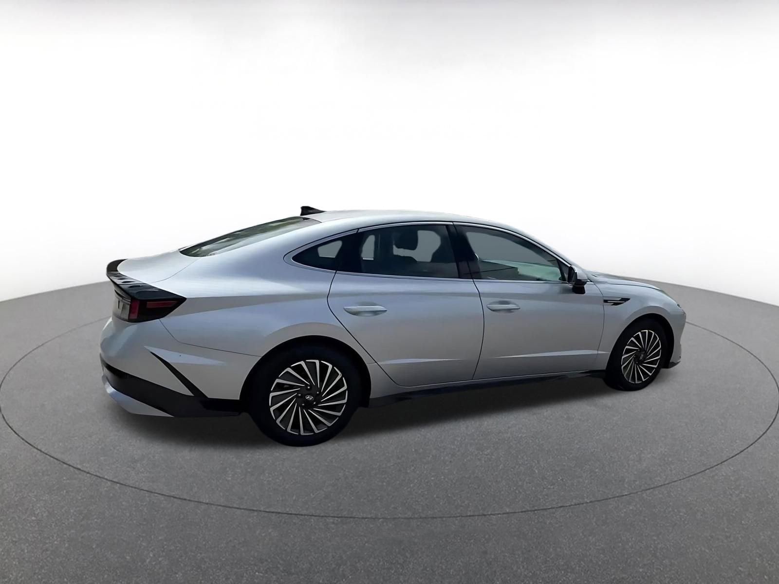 Thumbnail: 2025 Hyundai Sonata - 14