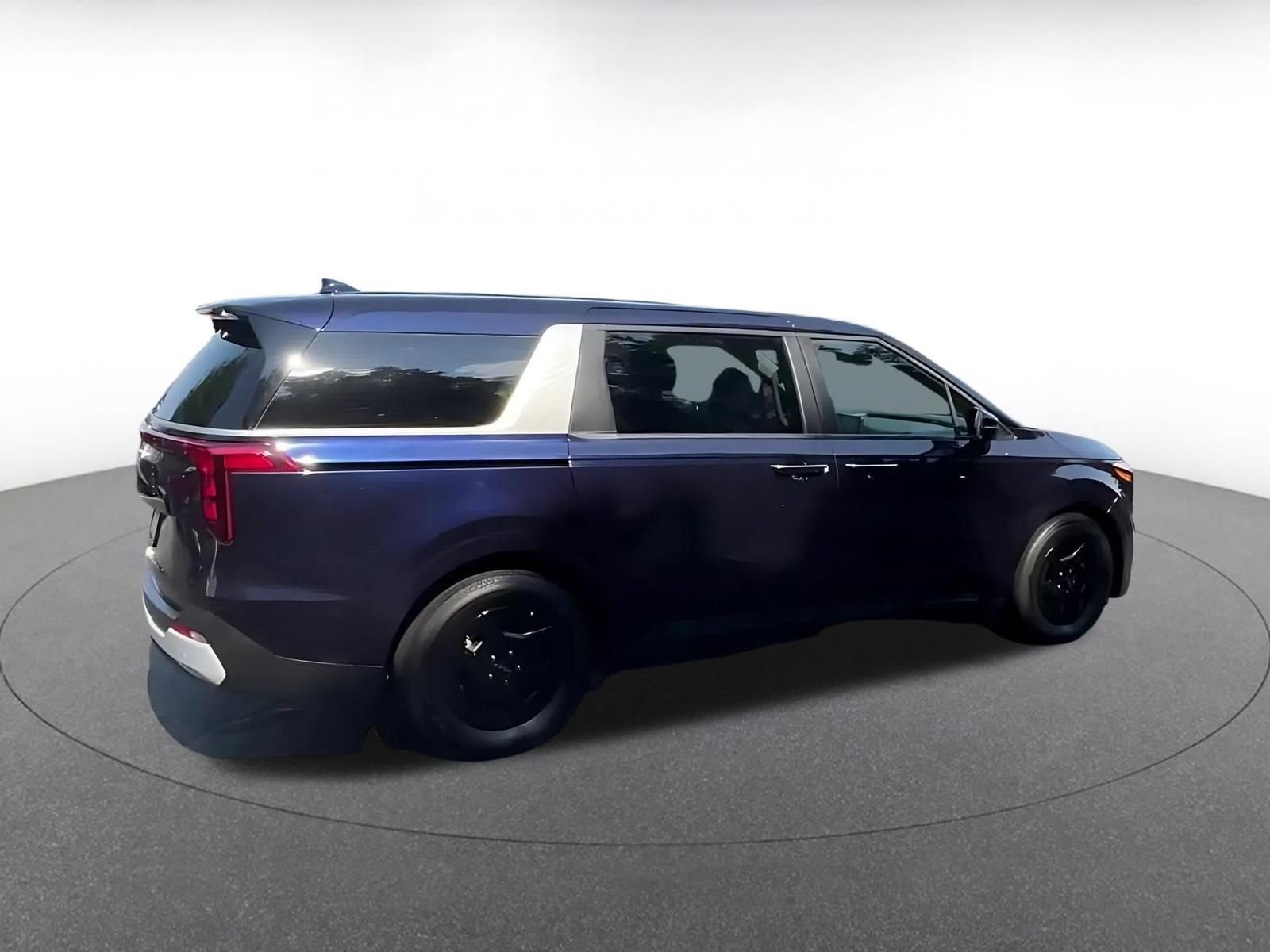 Thumbnail: 2026 Kia Carnival - 12