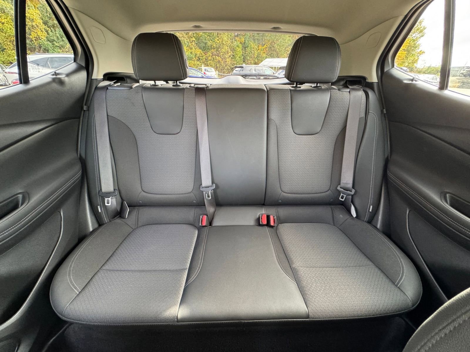 Thumbnail: 2025 Buick Encore GX - 33