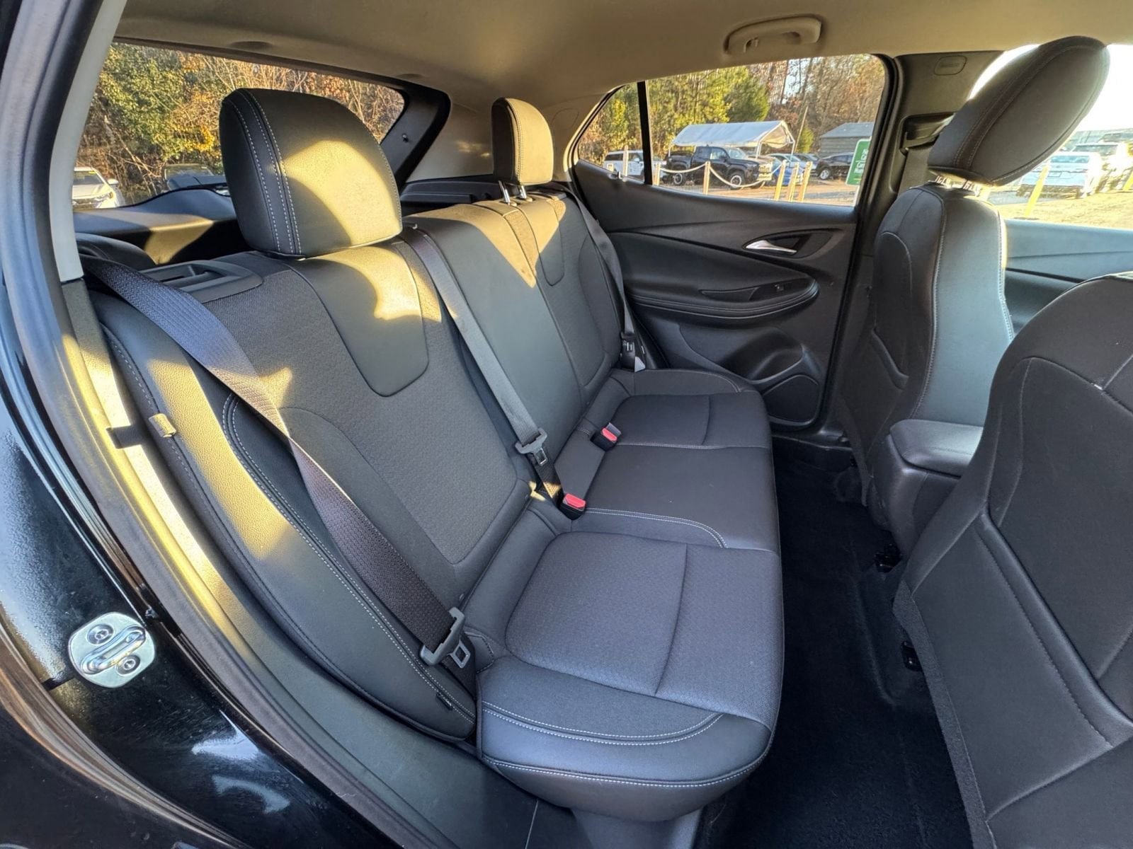 Thumbnail: 2025 Buick Encore GX - 34