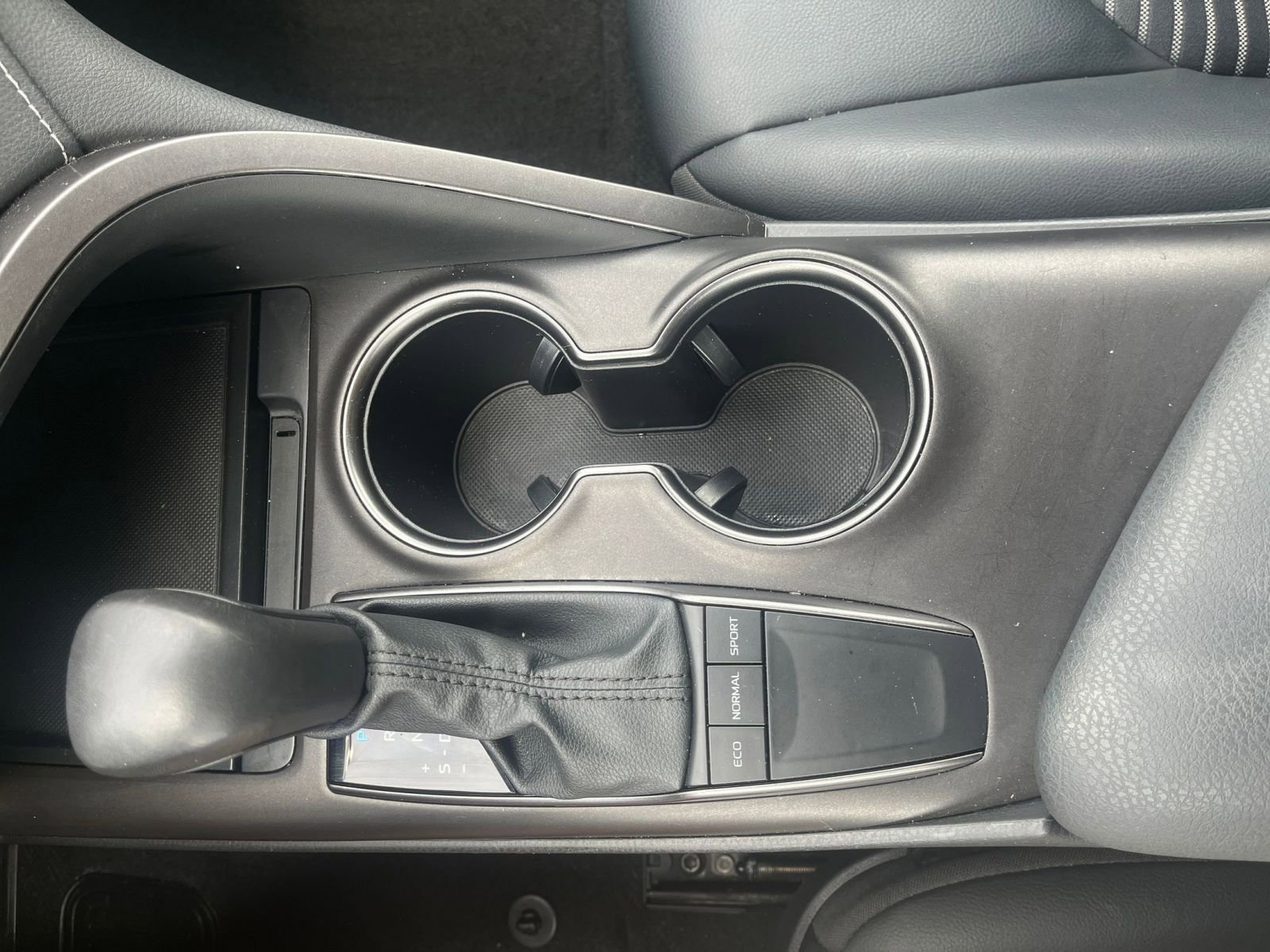 Thumbnail: 2024 Toyota Camry - 35