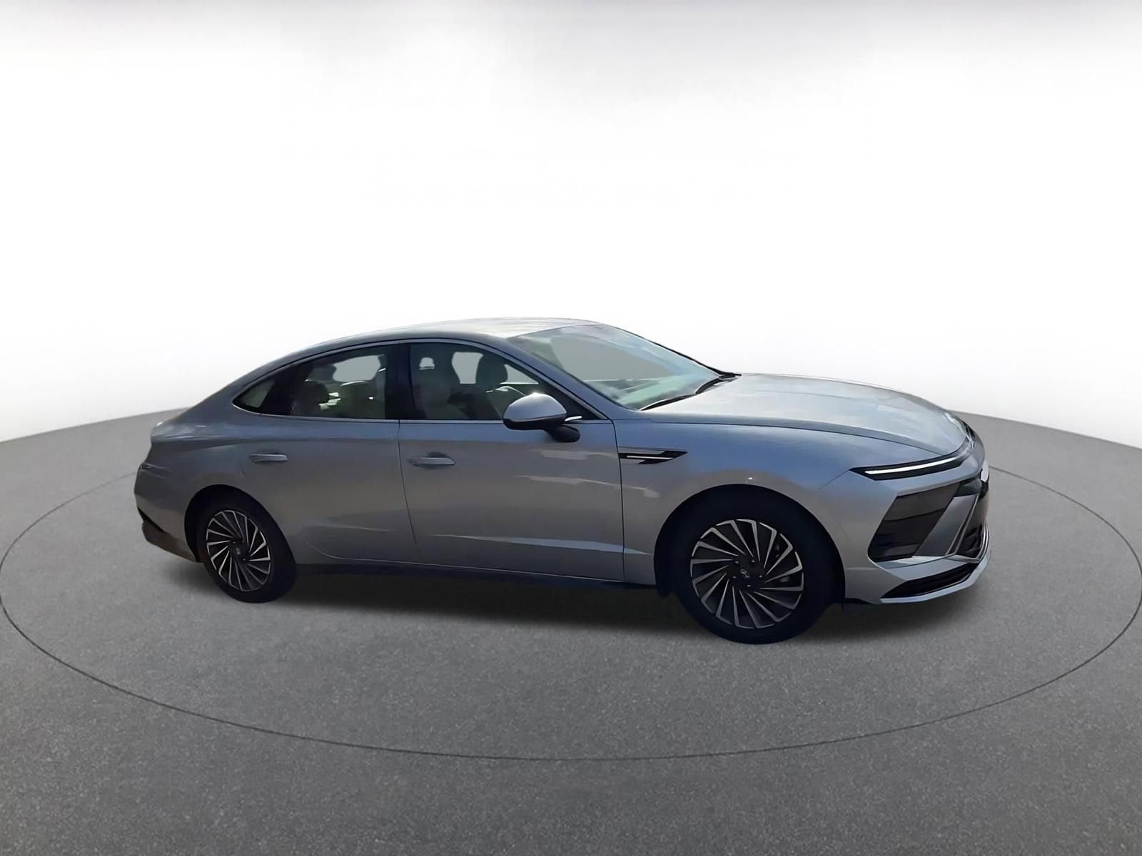 Thumbnail: 2025 Hyundai Sonata - 2