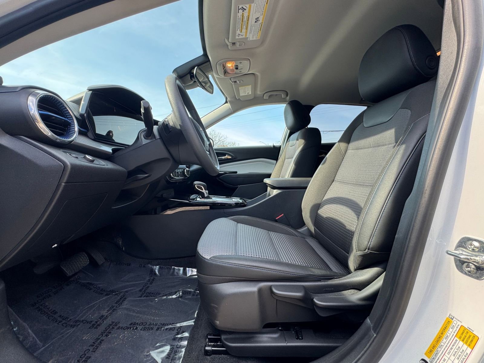 Thumbnail: 2025 Chevrolet Trax - 22