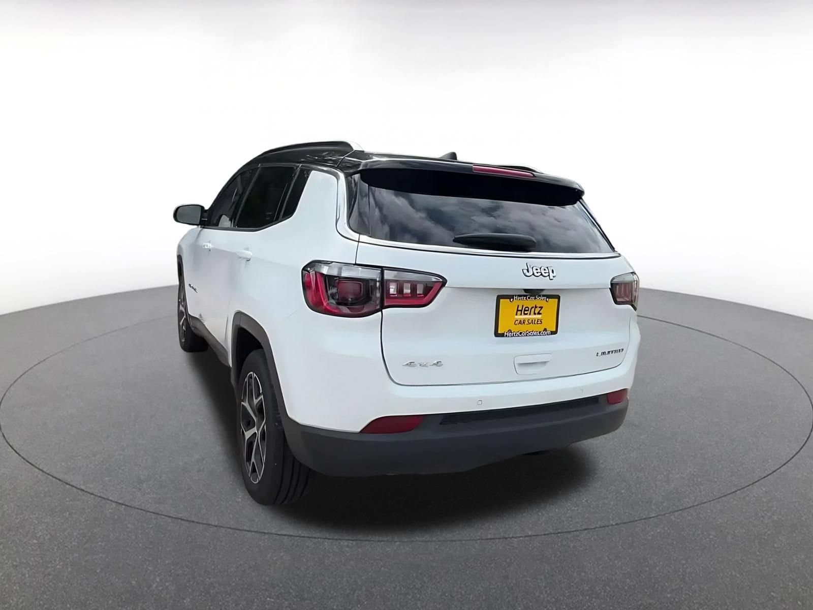 Thumbnail: 2025 Jeep Compass - 10