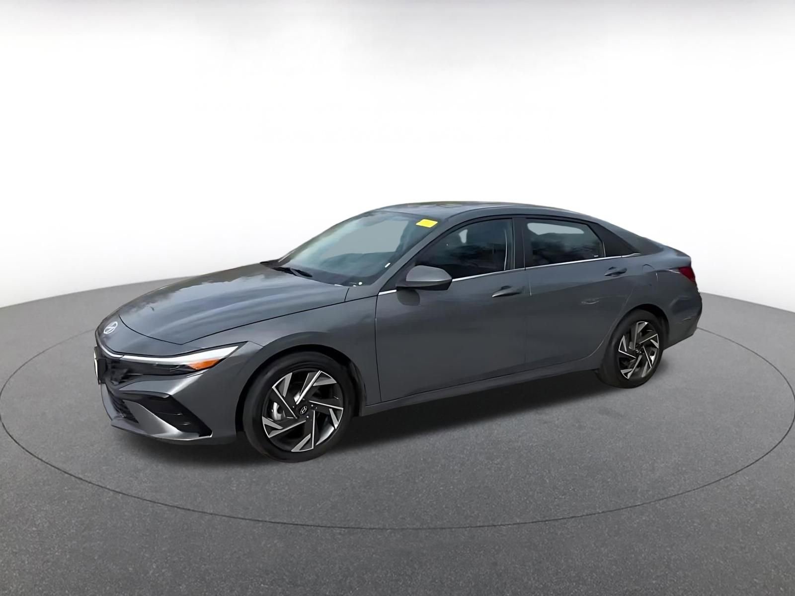 Thumbnail: 2025 Hyundai Elantra - 8