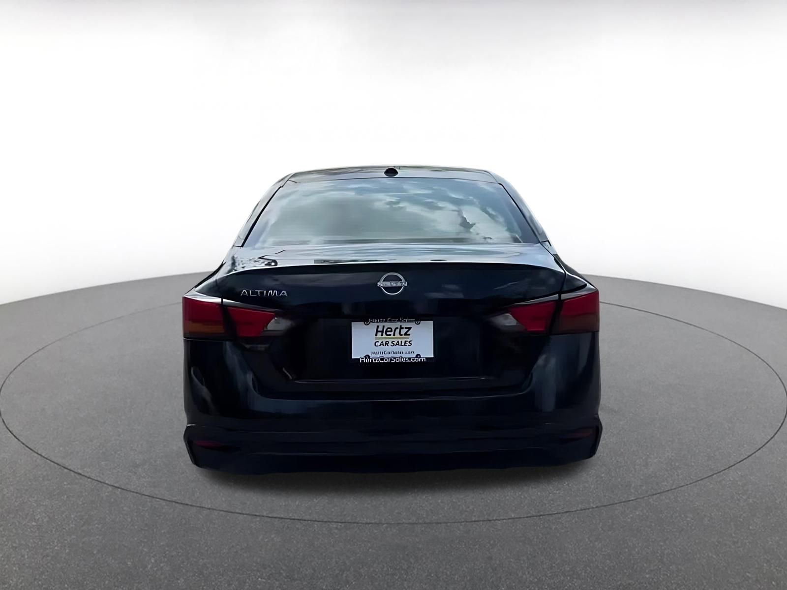 Thumbnail: 2025 Nissan Altima - 12