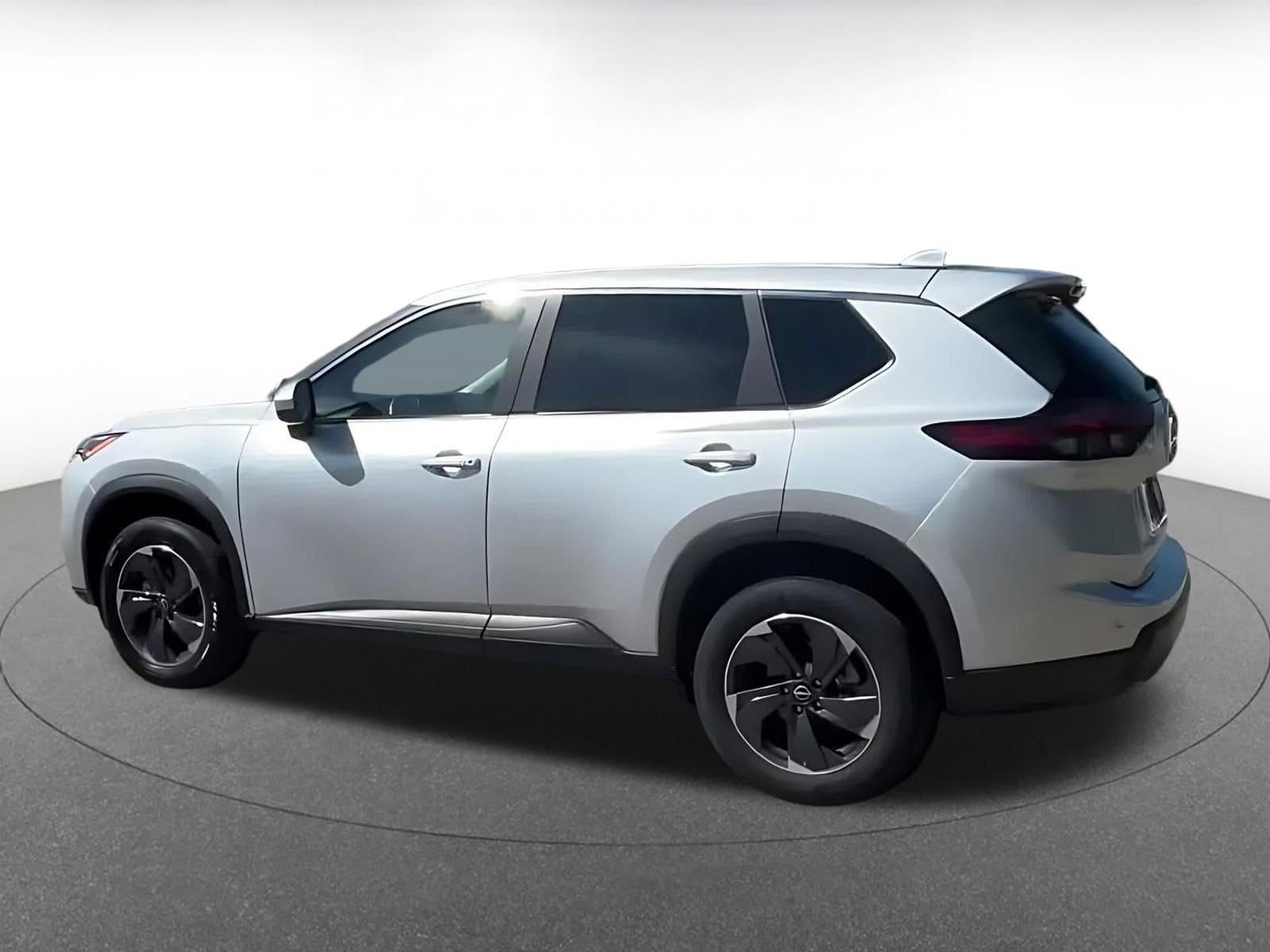 Thumbnail: 2025 Nissan Rogue - 10