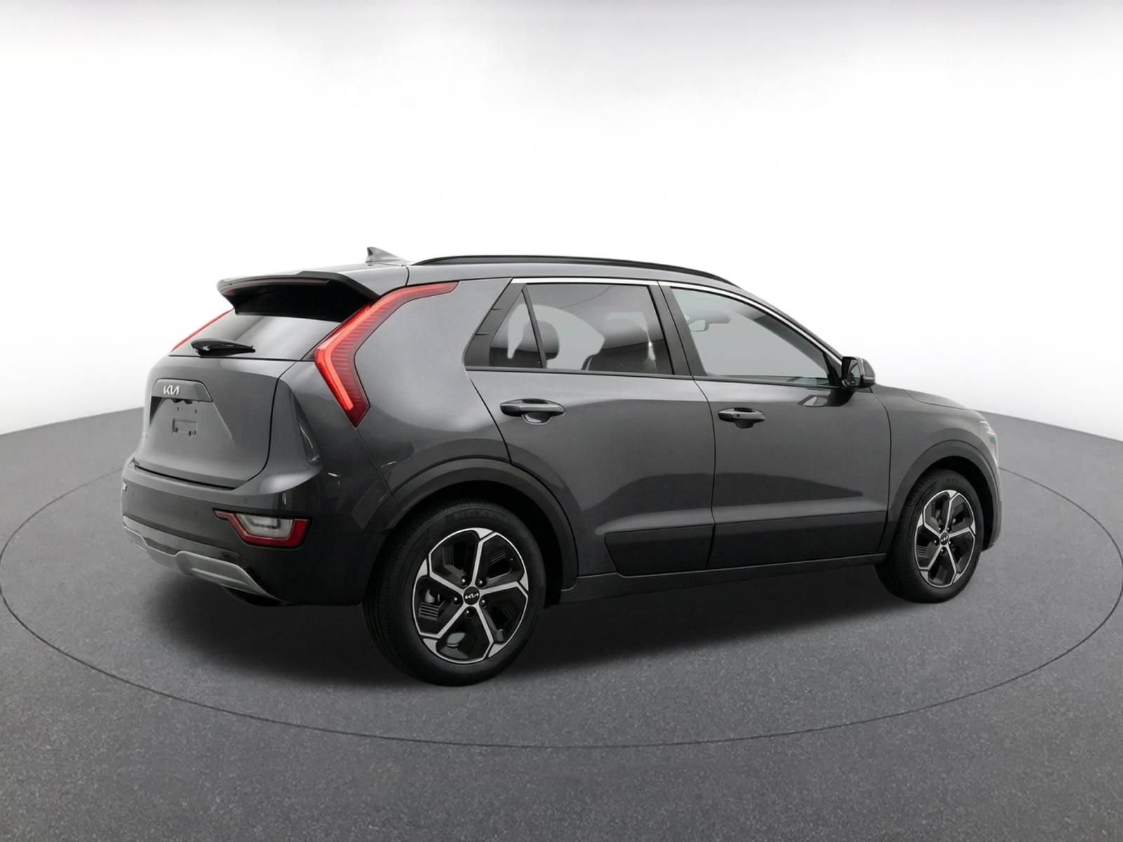 Thumbnail: 2026 Kia Niro - 9