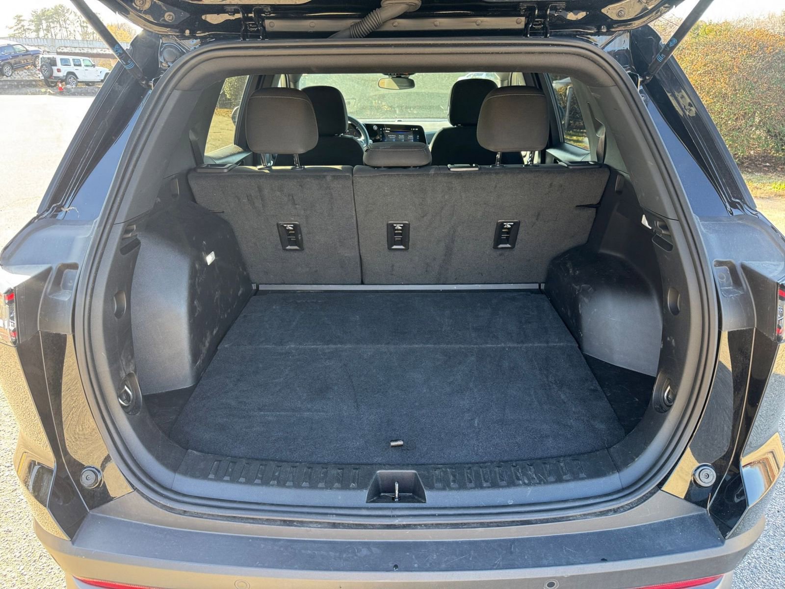 Thumbnail: 2025 Chevrolet Equinox - 25