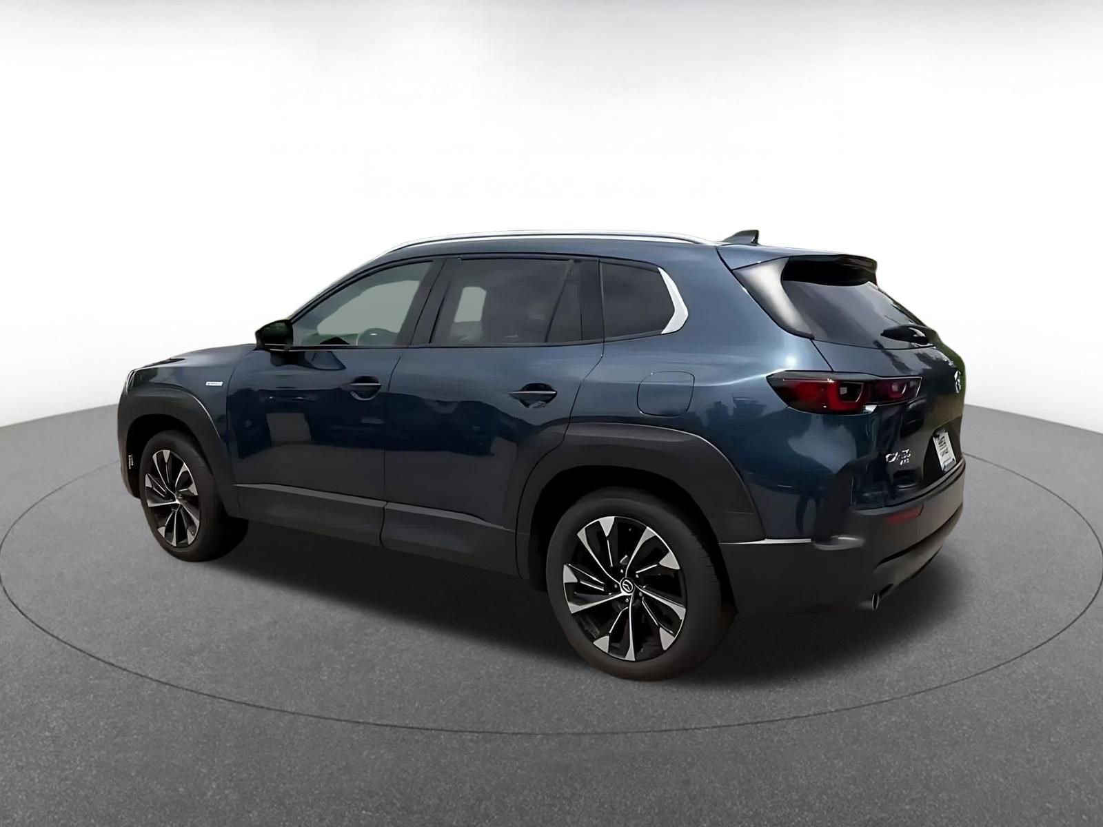 Thumbnail: 2025 Mazda CX-50 - 10