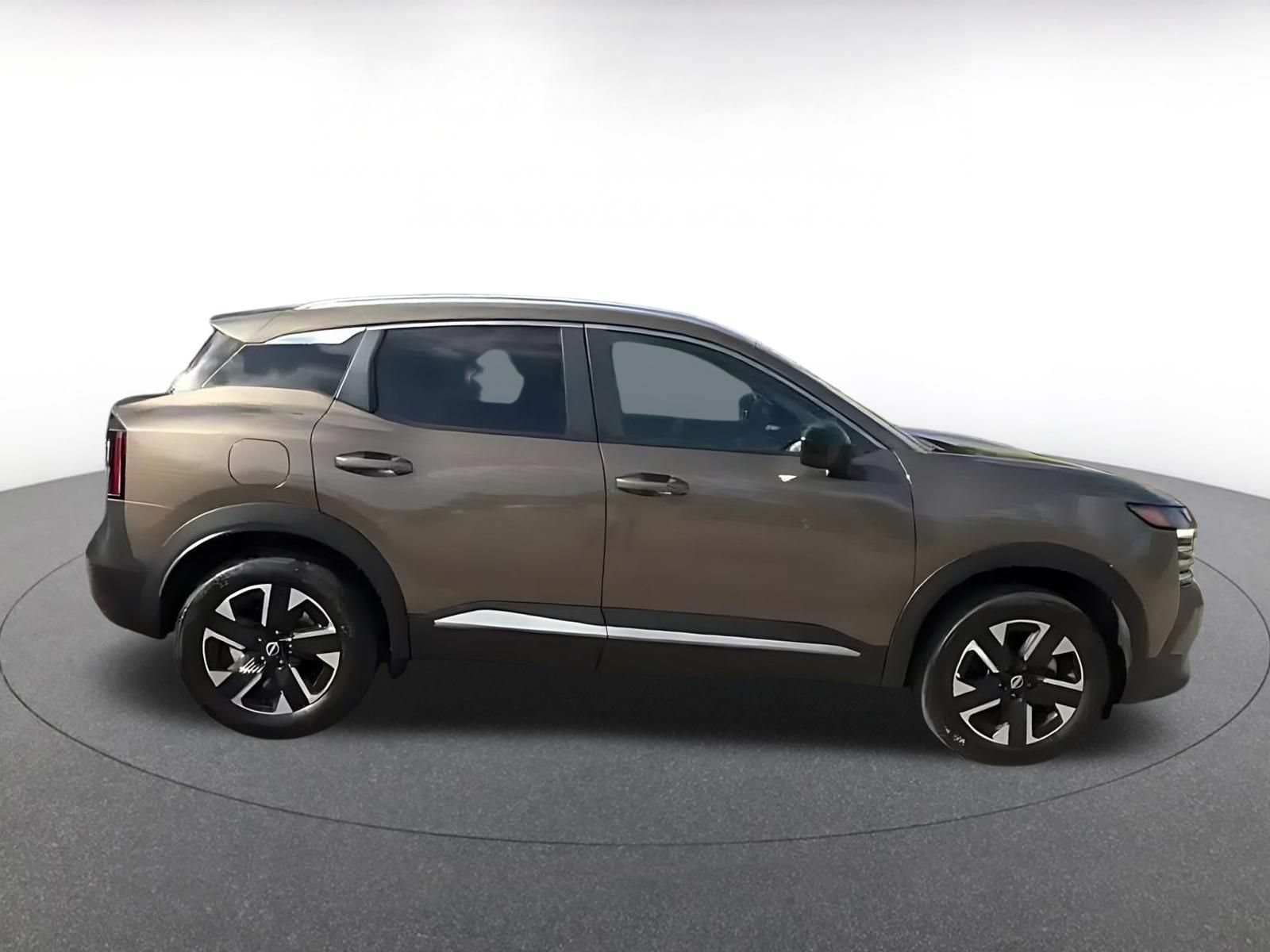 Thumbnail: 2026 Nissan Kicks - 15
