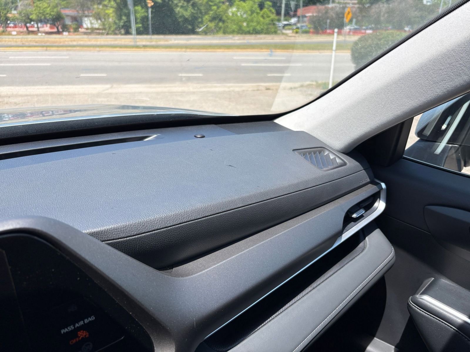 Thumbnail: 2025 Toyota Highlander - 33