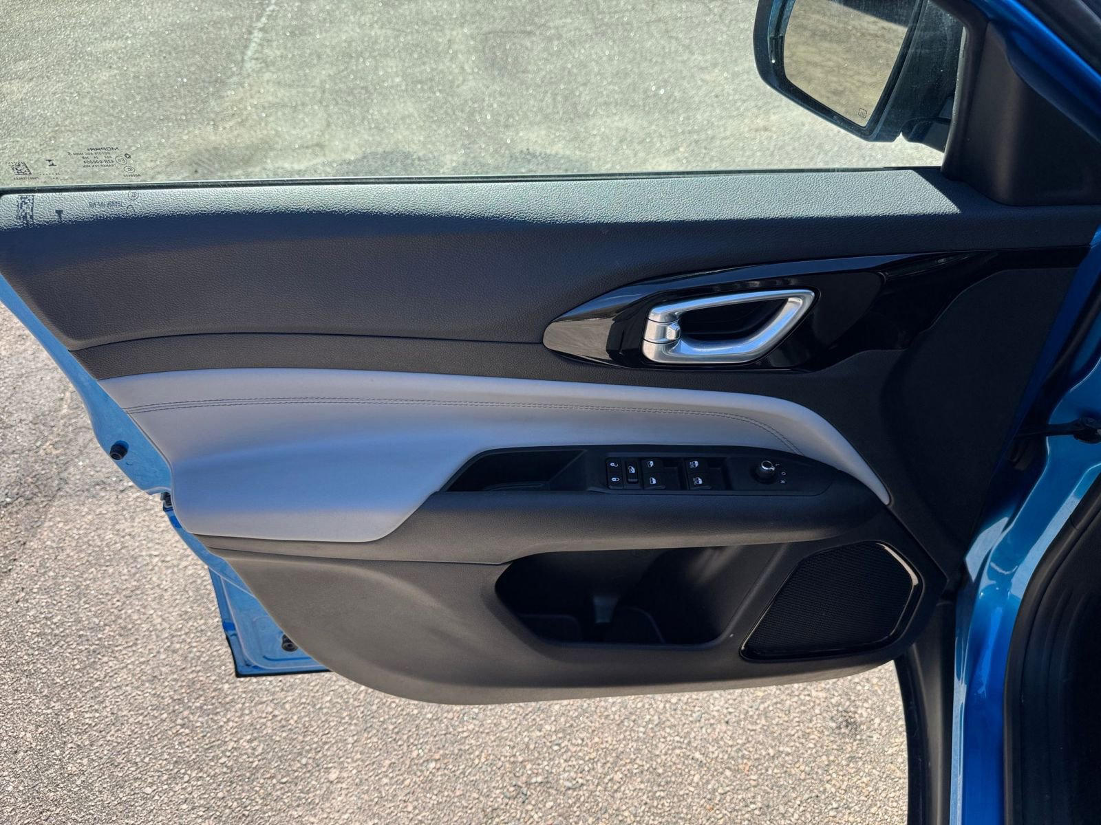 Thumbnail: 2025 Jeep Compass - 18