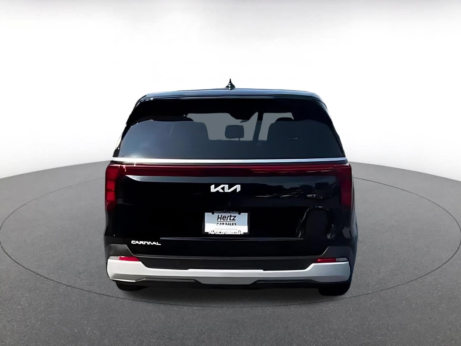 Thumbnail: 2026 Kia Carnival - 14