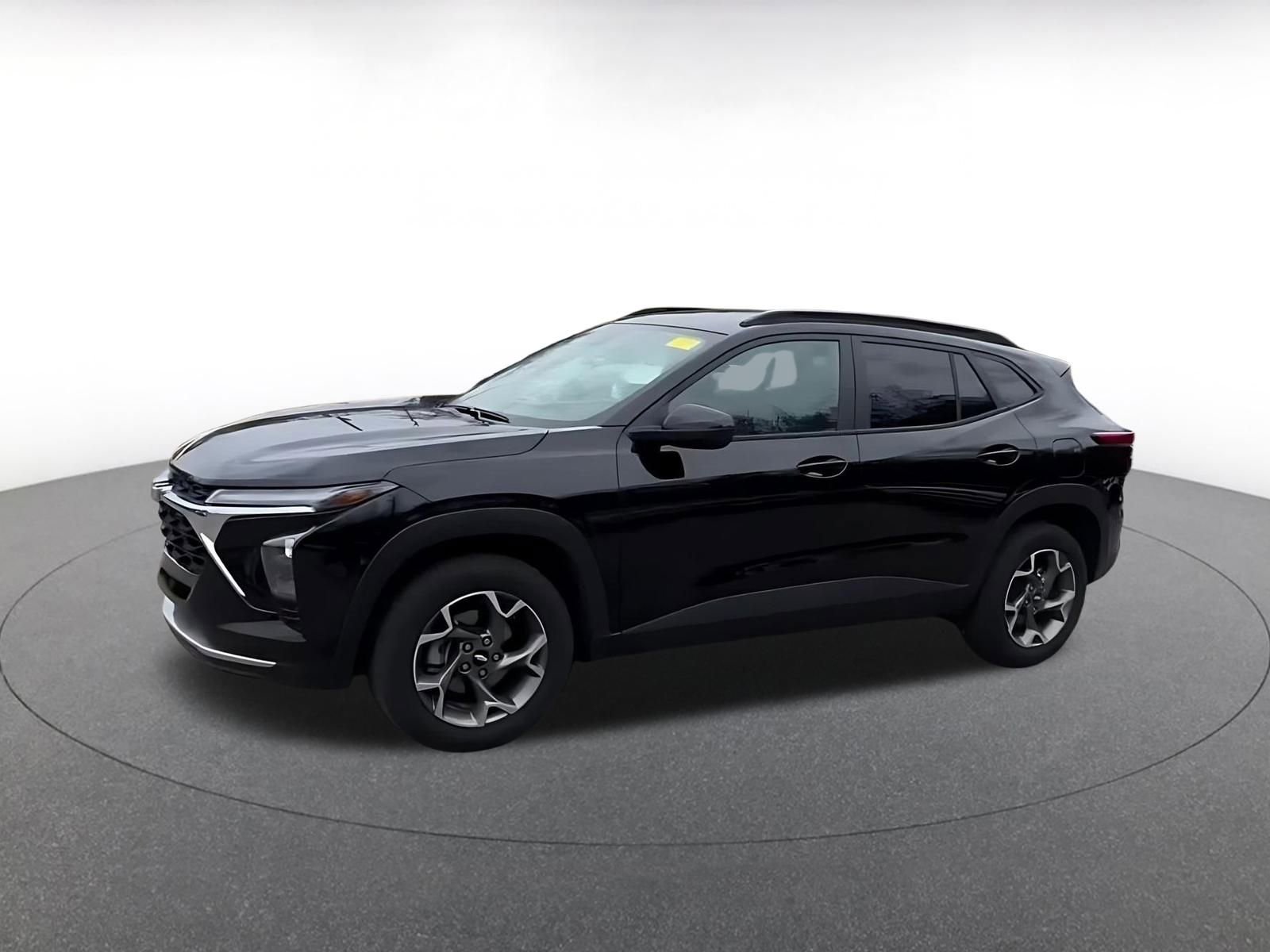 Thumbnail: 2025 Chevrolet Trax - 8