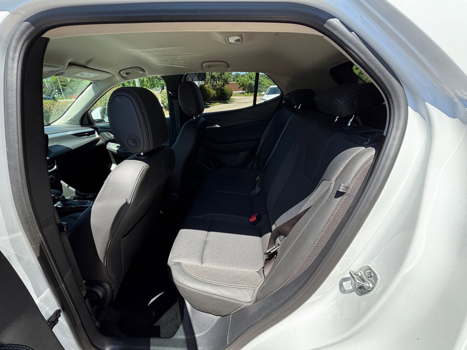 2025 Buick Encore GX Preferred - Photo 36