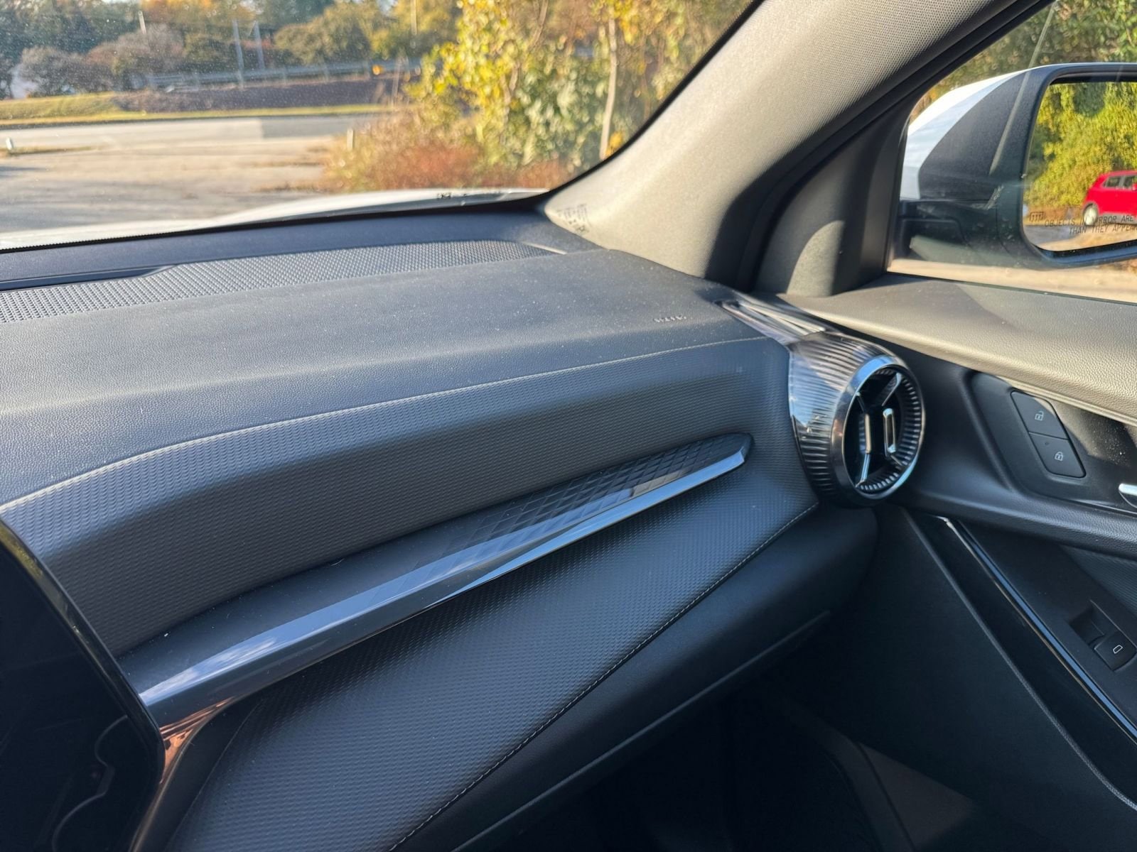 Thumbnail: 2025 Chevrolet Equinox - 30