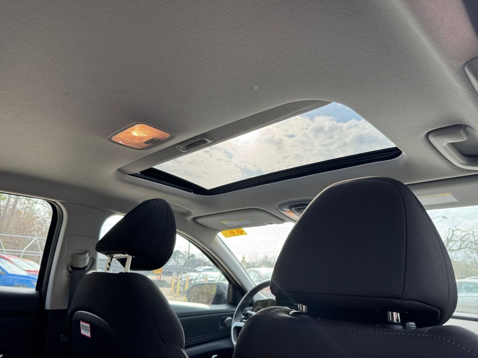 Thumbnail: 2025 Hyundai Elantra - 24