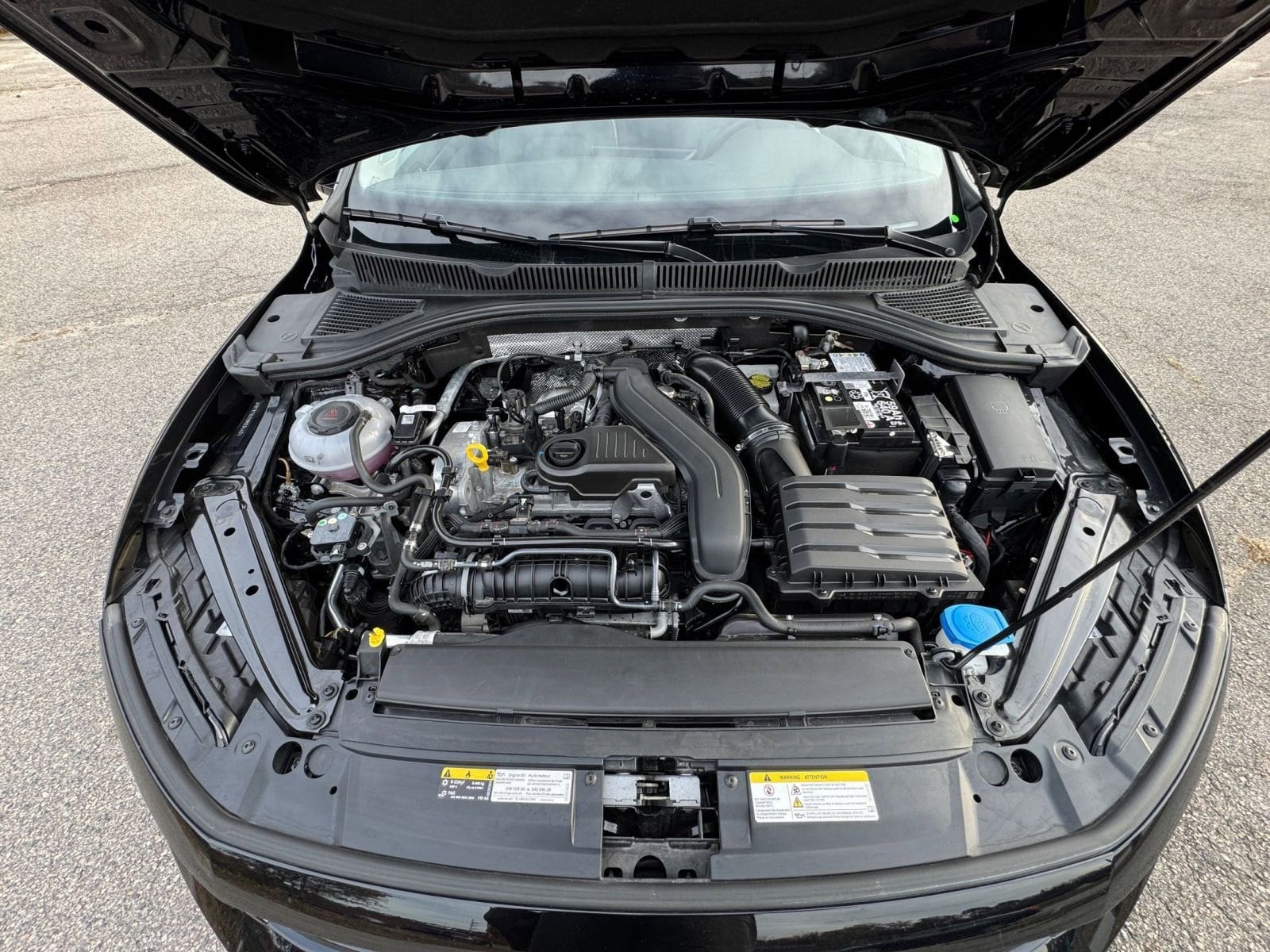 Thumbnail: 2025 Volkswagen Jetta - 27