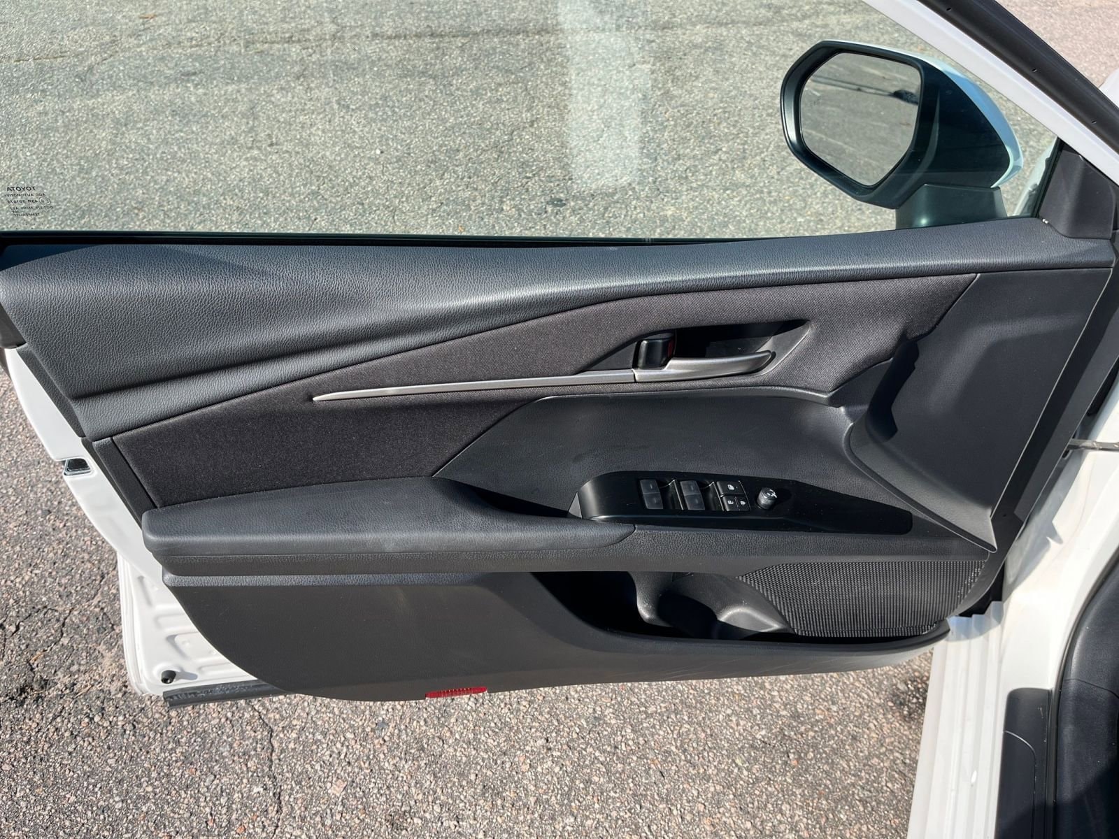 Thumbnail: 2025 Toyota Camry - 18