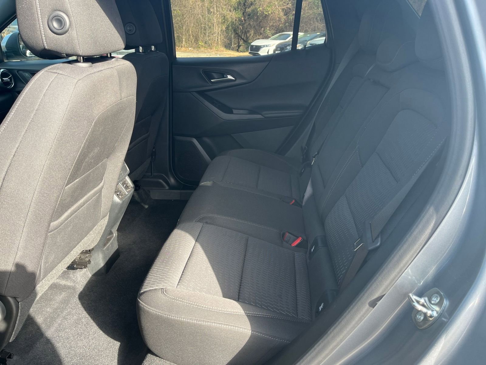 Thumbnail: 2025 Chevrolet Equinox - 24