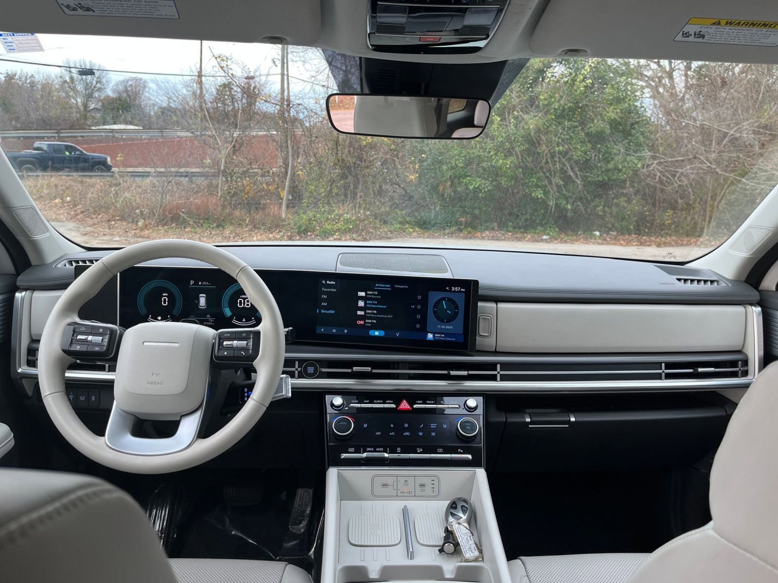 Thumbnail: 2025 Hyundai Santa Fe - 31