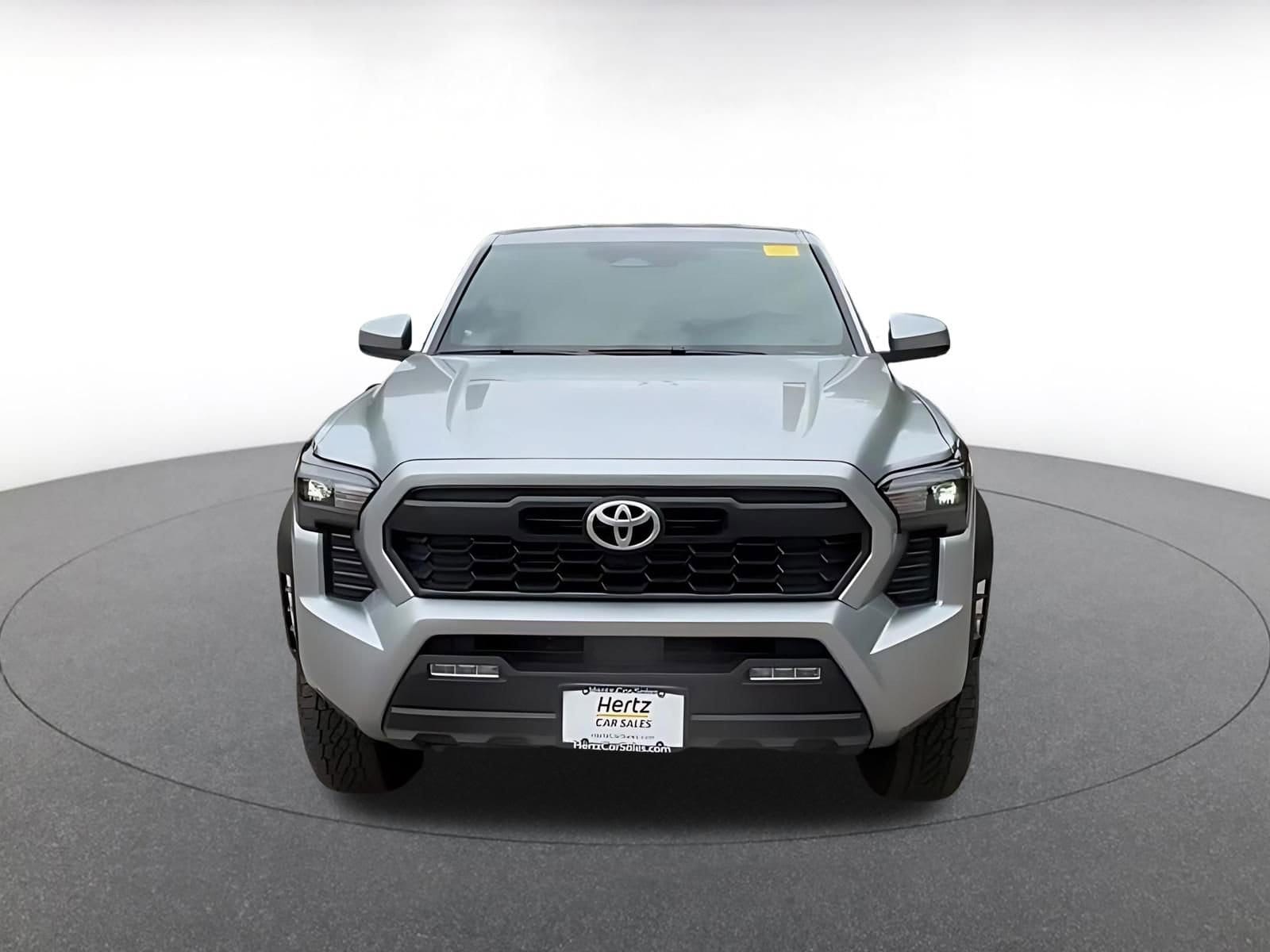 Thumbnail: 2025 Toyota Tacoma - 4