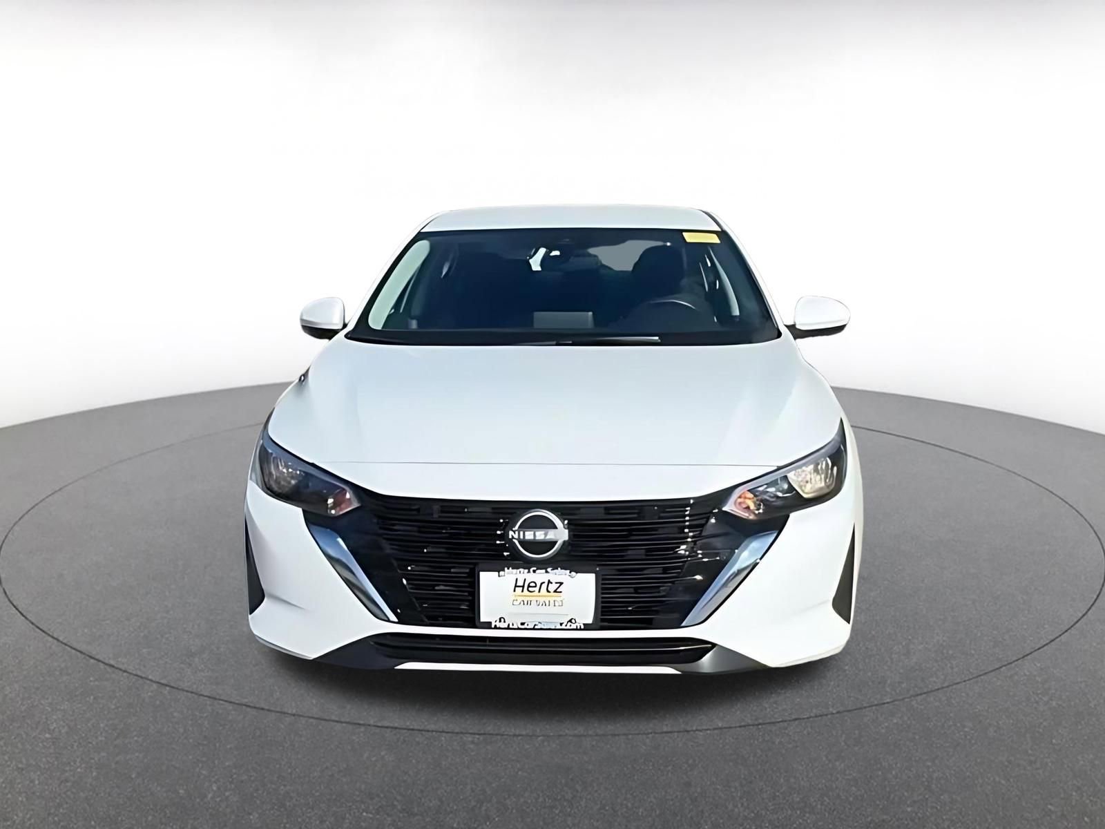 Thumbnail: 2025 Nissan Sentra - 4