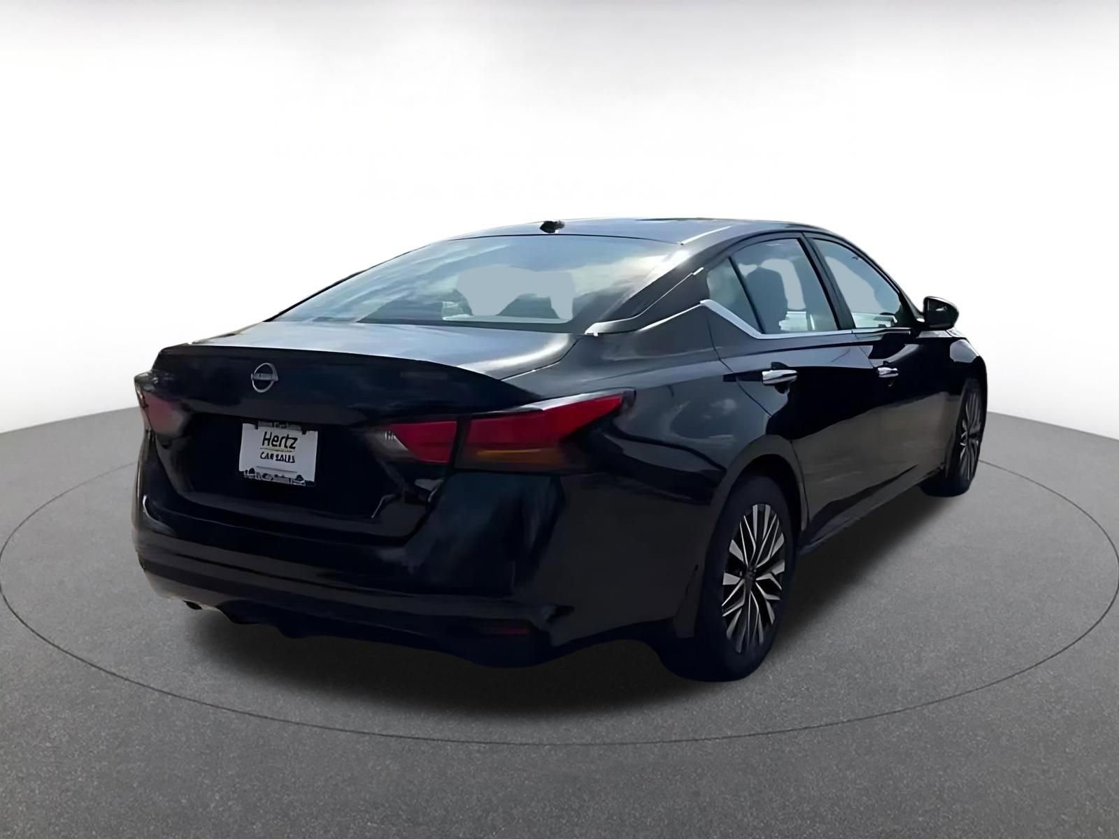 Thumbnail: 2025 Nissan Altima - 14