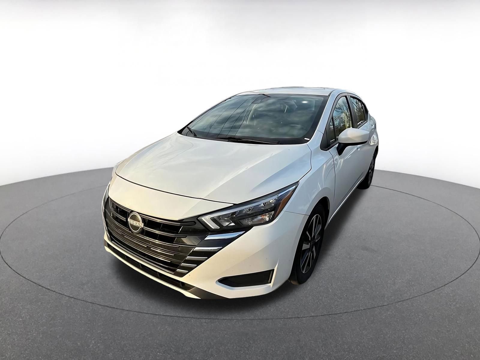 Thumbnail: 2025 Nissan Versa - 3