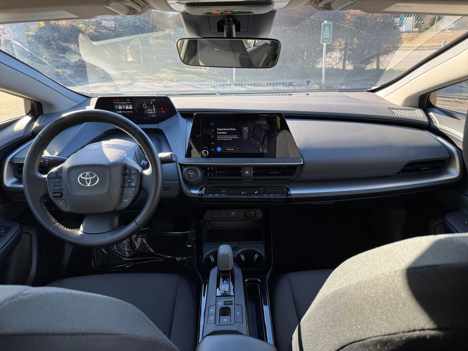 Thumbnail: 2025 Toyota Prius - 28